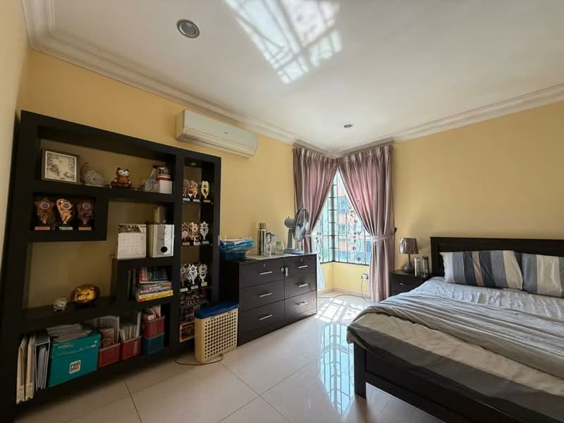 Bungalow House untuk Dijual di Taman Templer Saujana (Rawang) - Yen Ching - Bedroom - PropertyGuru.com.my