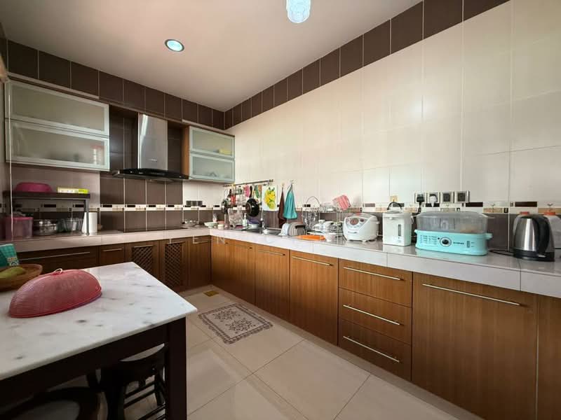Bungalow House untuk Dijual di Taman Templer Saujana (Rawang) - Yen Ching - Kitchen - PropertyGuru.com.my