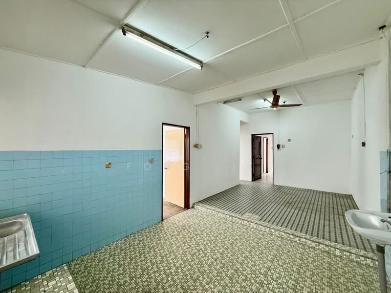 Commercial Semi-D for Rent in Taman Abad (Johor Bahru) - Fong Lik - Interior - PropertyGuru.com.my