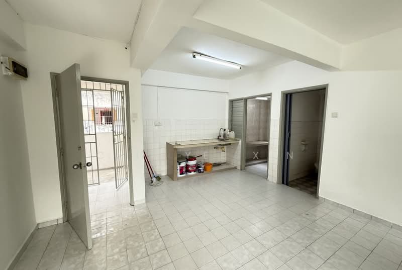 Pangsapuri untuk Dijual di Aman Satu - Chin Yee Xin - Kitchen - PropertyGuru.com.my
