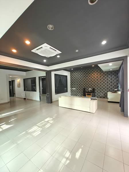 1-storey Terraced House for Rent in Taman Suria (Johor Bahru) - Grace Chiew - Living Room - PropertyGuru.com.my
