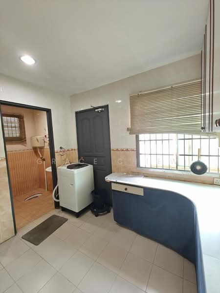 1-storey Terraced House for Rent in Taman Suria (Johor Bahru) - Grace Chiew - Kitchen - PropertyGuru.com.my