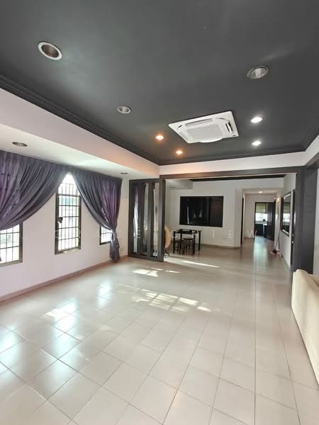 1-storey Terraced House for Rent in Taman Suria (Johor Bahru) - Grace Chiew - Living Room - PropertyGuru.com.my