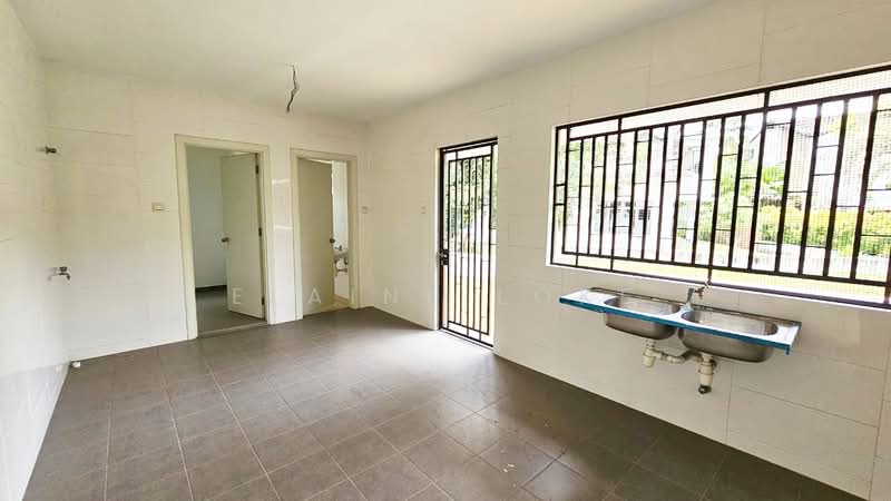 Bungalow House for Rent in Jade Hills (Kajang) - Elaine Loke - Kitchen - PropertyGuru.com.my