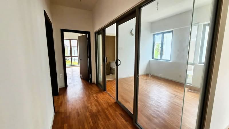 Bungalow House for Rent in Jade Hills (Kajang) - Elaine Loke - Corridor - PropertyGuru.com.my