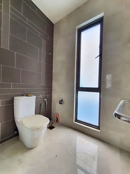 Bungalow House for Rent in Jade Hills (Kajang) - Elaine Loke - Bathroom - PropertyGuru.com.my
