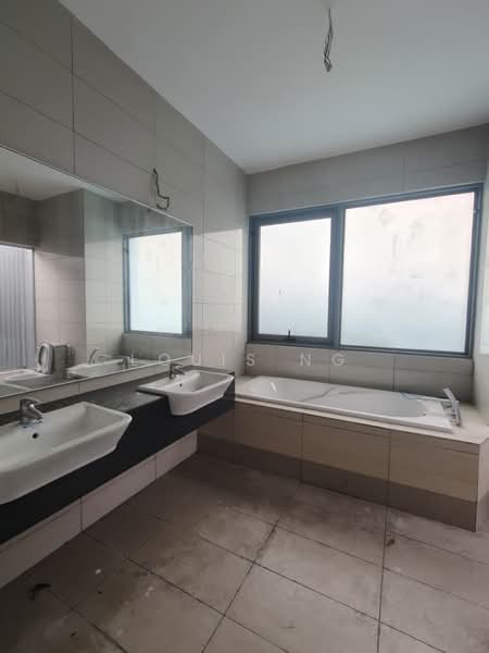 Bungalow House untuk Dijual di Taman Molek (Johor Bahru) - Louis Ng - PropertyGuru.com.my