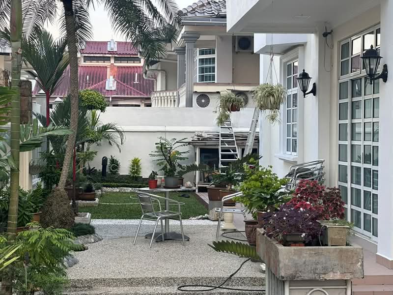 Semi-Detached House for Sale in Taman Suria (Johor Bahru) - Chris Liew - Exterior - PropertyGuru.com.my