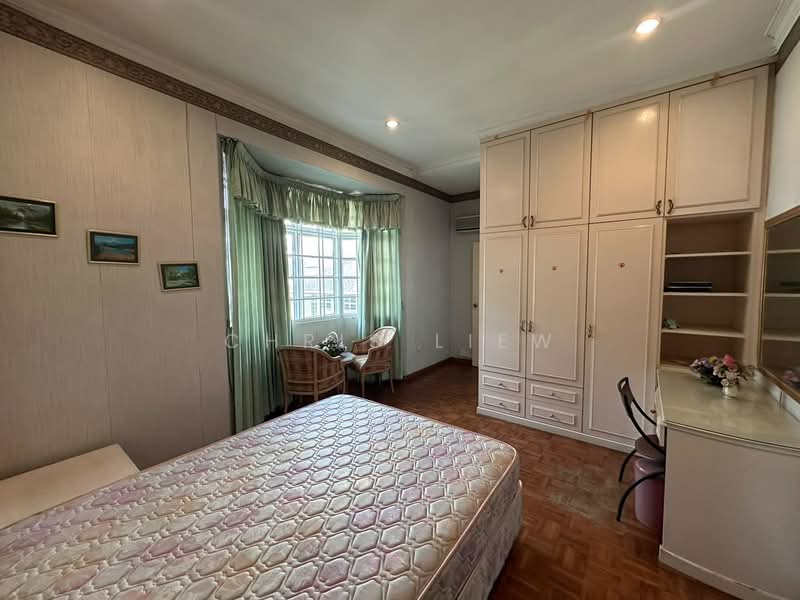 Semi-Detached House for Sale in Taman Suria (Johor Bahru) - Chris Liew - Bedroom - PropertyGuru.com.my