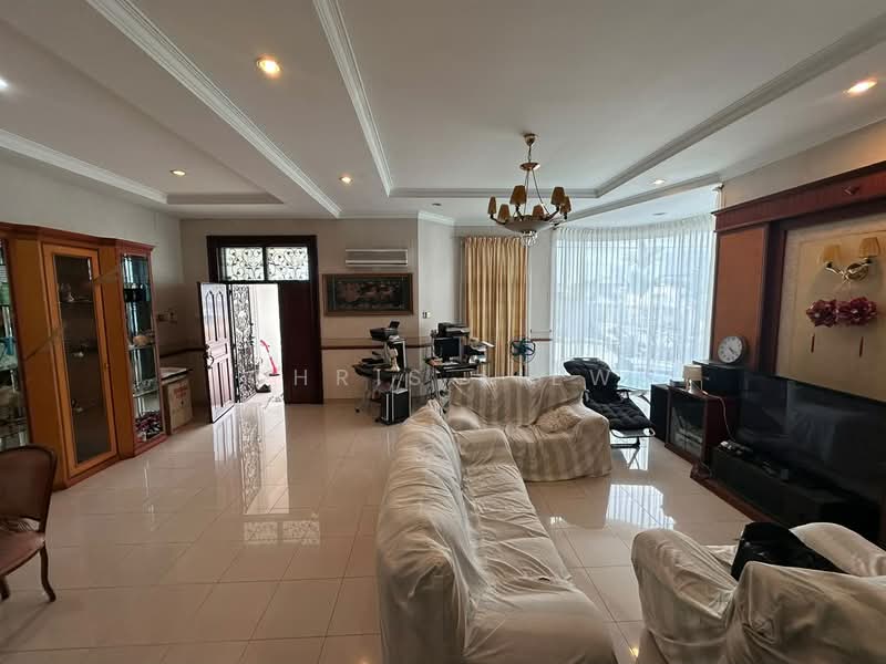 Semi-Detached House for Sale in Taman Suria (Johor Bahru) - Chris Liew - Living Room - PropertyGuru.com.my