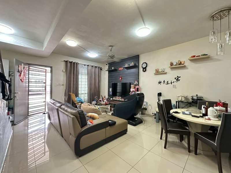 2-storey Terraced House for Sale in Bandar Seri Alam (Masai) - Winson Tan - Living Room - PropertyGuru.com.my