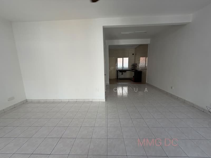 Terraced House for Rent in Bandar Botanic (Klang) - Ethan Chua - Living Room - PropertyGuru.com.my