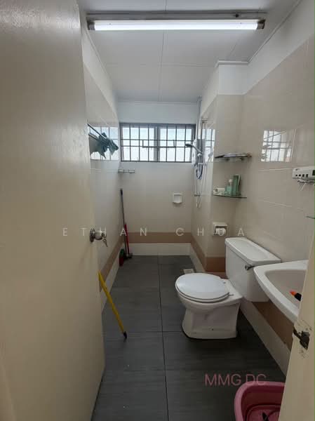 Terraced House for Rent in Bandar Botanic (Klang) - Ethan Chua - Bathroom - PropertyGuru.com.my