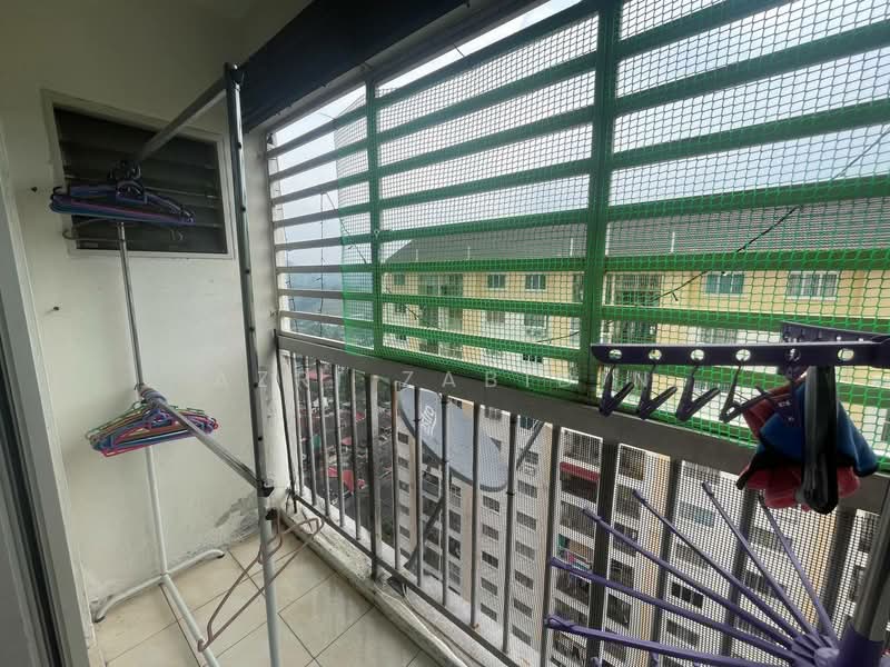 Pangsapuri untuk Dijual di Lakeview Apartments - Azri Zabidin - PropertyGuru.com.my