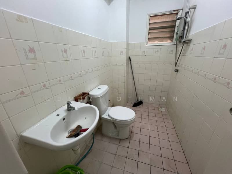 Condominium for Sale at Pandan Mewah Heights - Edmizi Othman - Bathroom - PropertyGuru.com.my