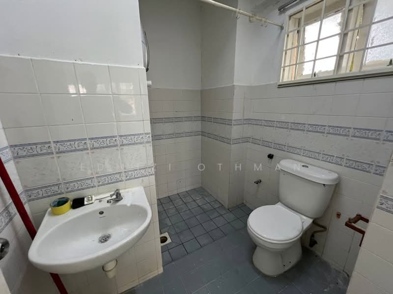 Condominium for Sale at Pandan Mewah Heights - Edmizi Othman - Bathroom - PropertyGuru.com.my