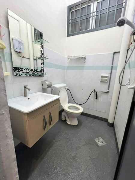 1-storey Terraced House for Sale in Taman Nusa Bestari 2 (Iskandar Puteri (Nusajaya)) - Shirley Pang - Bathroom - PropertyGuru.com.my