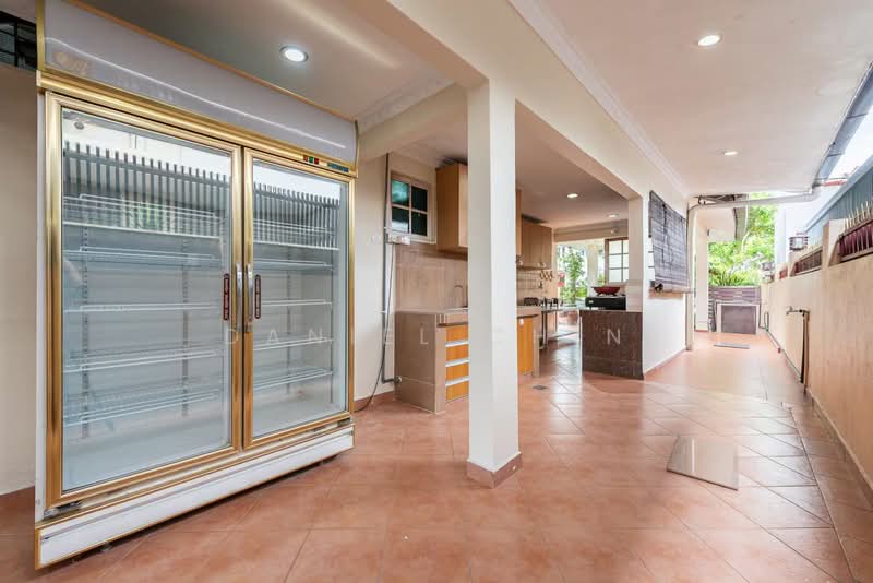 Bungalow for Rent in Taman Ampang Utama (Ampang) - Daniel Chin - Kitchen - PropertyGuru.com.my