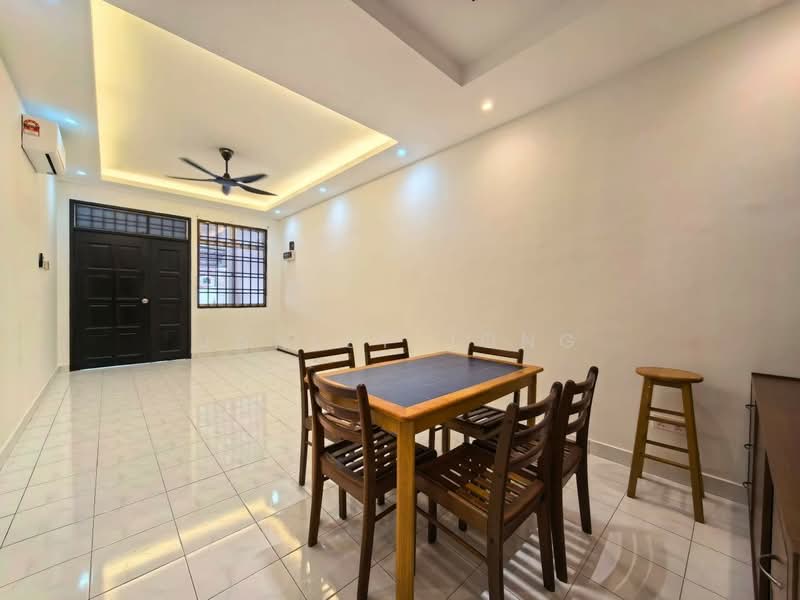 Rumah Teres 1-Tingkat untuk Disewa di Bukit Indah (Iskandar Puteri (Nusajaya)) - Janlly Jong - Living Room - PropertyGuru.com.my