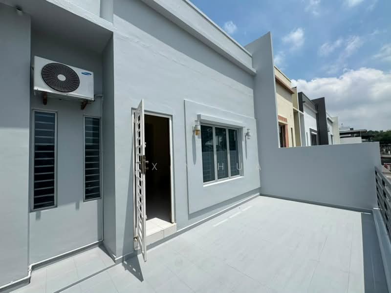 Rumah Teres 2-Tingkat untuk Disewa di Taman Setia Indah (Tebrau) - Kexin Hua - Exterior - PropertyGuru.com.my