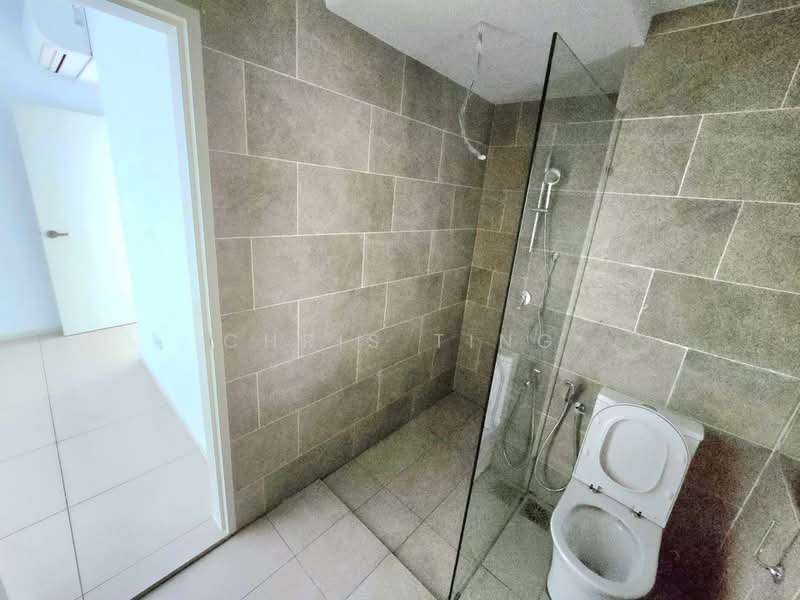 Service Residence for Sale at Residensi Estetik 8 (Est8) - Chris Ting - Bathroom - PropertyGuru.com.my