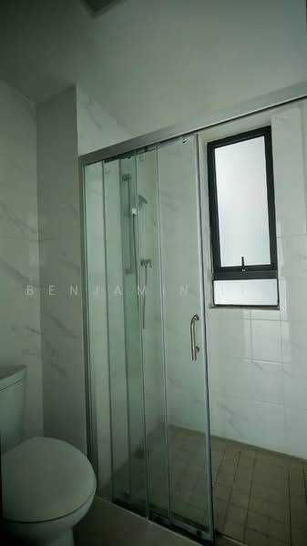 Condominium for Sale at Ataraxia Park @ Forest City - Benjamin Lim - Bathroom - PropertyGuru.com.my