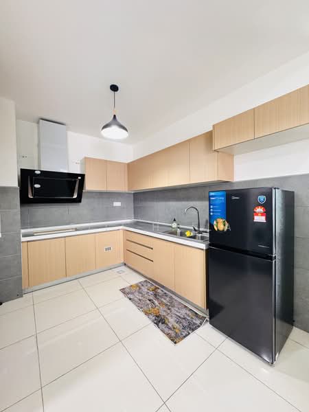 Kondominium untuk Disewa di Lake Point Residence - Siti Haila - Kitchen - PropertyGuru.com.my