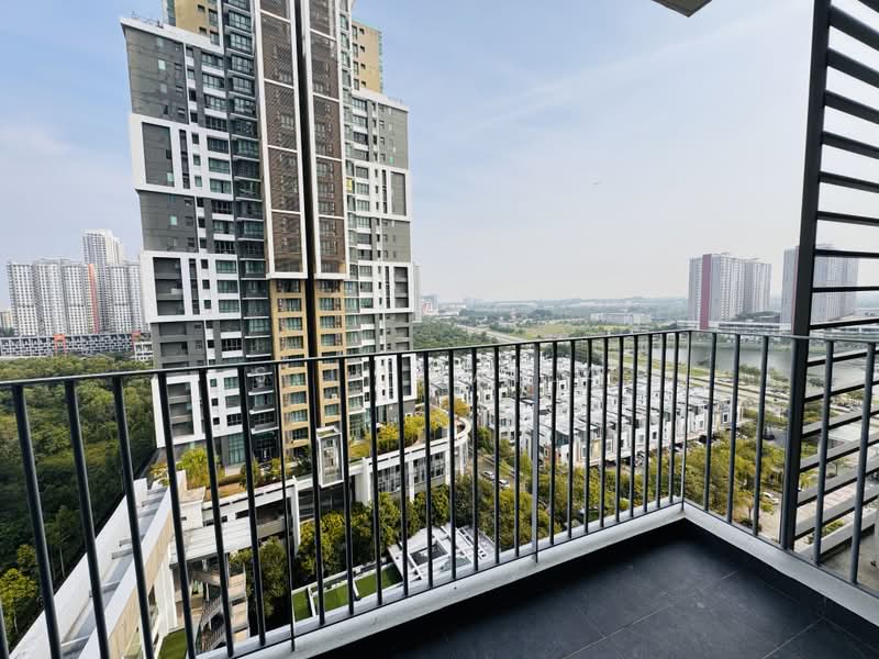 Kondominium untuk Disewa di Lake Point Residence - Siti Haila - Balcony - PropertyGuru.com.my