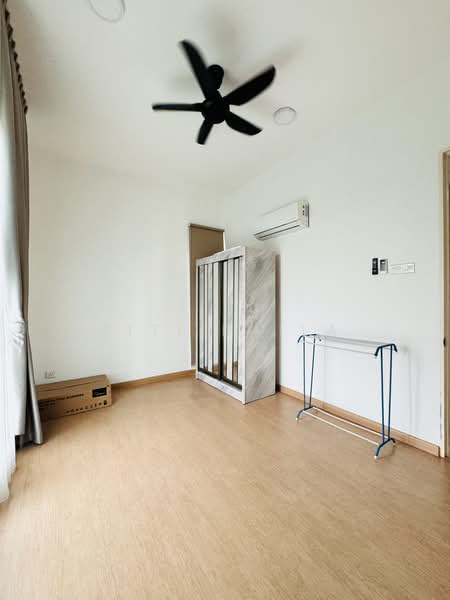 Kondominium untuk Disewa di Lake Point Residence - Siti Haila - Interior - PropertyGuru.com.my