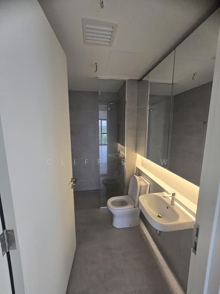 Service Residence for Sale at Jendela Residences - Cliff Siow - Bathroom - PropertyGuru.com.my