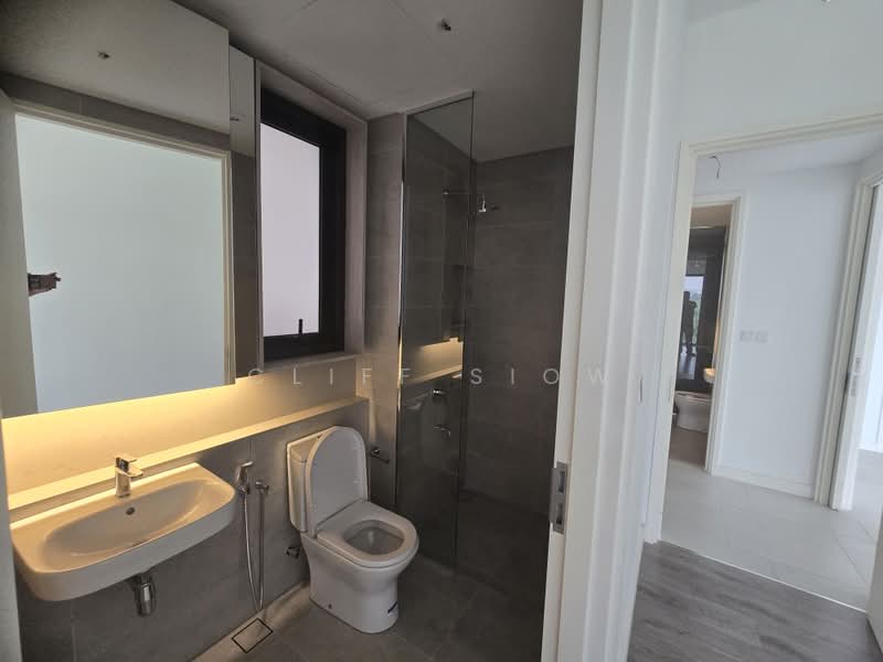 Service Residence for Sale at Jendela Residences - Cliff Siow - Bathroom - PropertyGuru.com.my