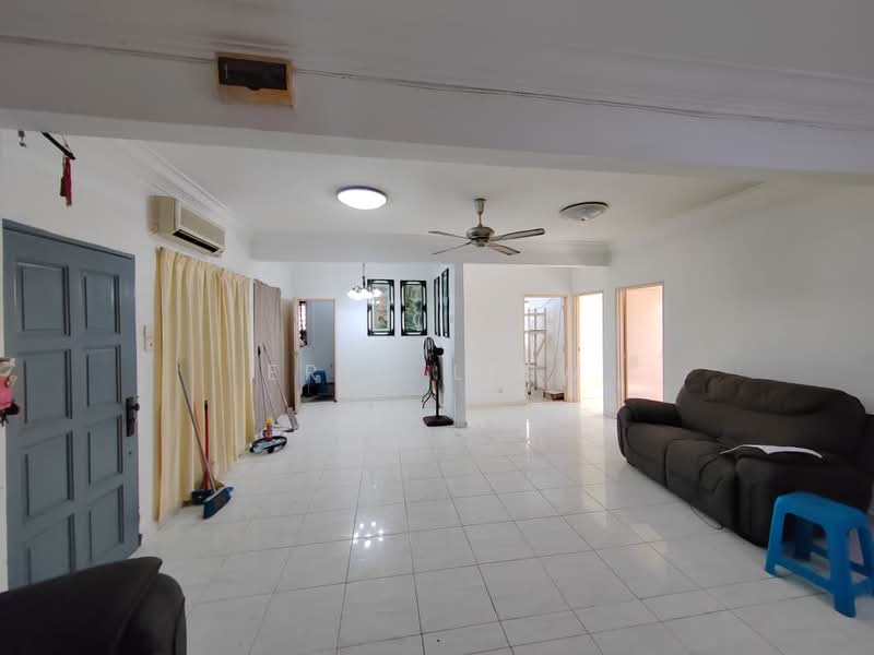 Rumah Flat untuk Disewa di Taman Minang - Eric Liew - Living Room - PropertyGuru.com.my
