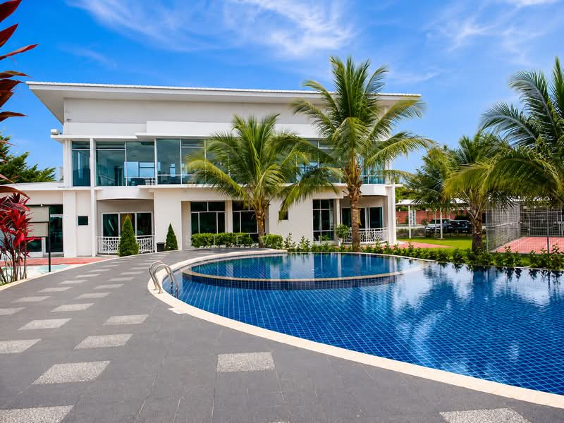 Pangsapuri untuk Dijual di Sky Garden Residences - Steven . - Exterior - PropertyGuru.com.my