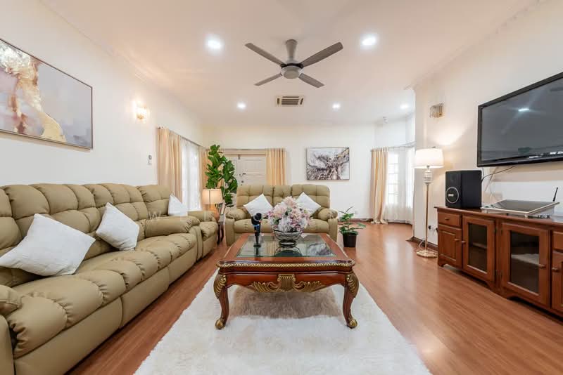 Bungalow for Sale in Taman Ampang Utama (Ampang) - Welson Moo - Living Room - PropertyGuru.com.my