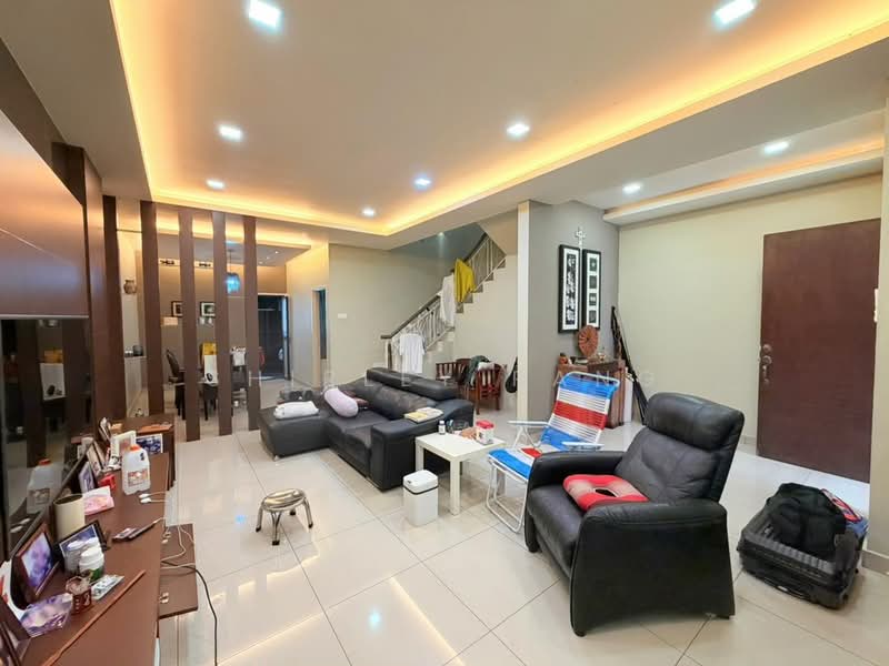 2-storey Terraced House for Sale in Johor Bahru (Johor) - Shirley Pang - Living Room - PropertyGuru.com.my