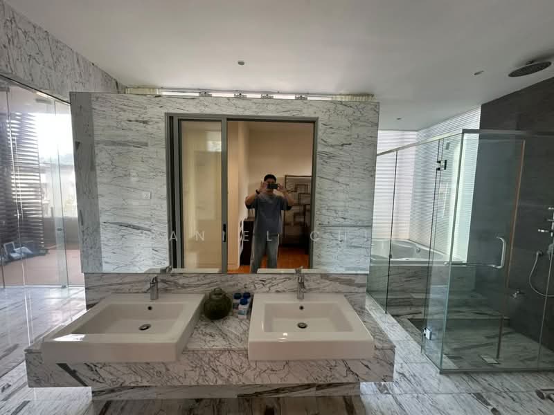 Rumah Banglo untuk Disewa di The Valley TTDI (Ampang) - Daniel Chin - Bathroom - PropertyGuru.com.my
