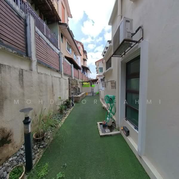 Semi-Detached House for Sale in KL City Centre (Kuala Lumpur) - Mohd Nor Fahmi - PropertyGuru.com.my