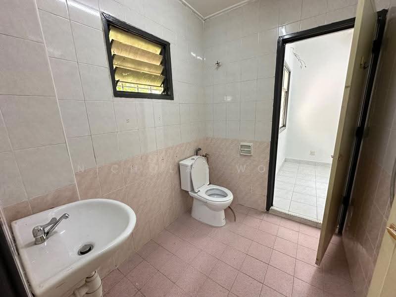 Terraced House for Rent in Puchong (Selangor) - Nicholas Wong - Bathroom - PropertyGuru.com.my