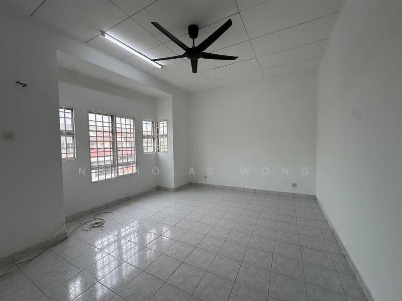 Terraced House for Rent in Puchong (Selangor) - Nicholas Wong - Living Room - PropertyGuru.com.my