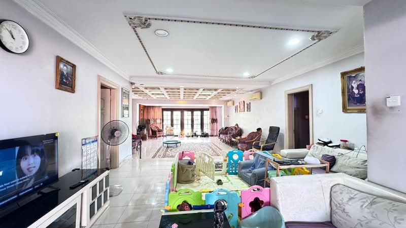Bungalow House for Sale in Seksyen 11 (Shah Alam) - Ali Idris - Living Room - PropertyGuru.com.my