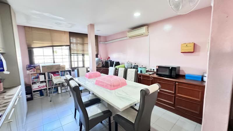 Bungalow House for Sale in Seksyen 11 (Shah Alam) - Ali Idris - Dining Room - PropertyGuru.com.my
