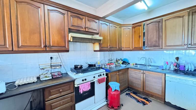 Bungalow House for Sale in Seksyen 11 (Shah Alam) - Ali Idris - Kitchen - PropertyGuru.com.my
