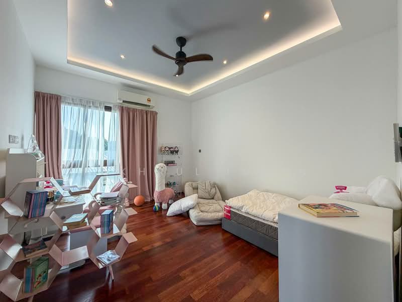 Bungalow for Sale in Taman Puncak Perdana (Shah Alam) - Fakhrul Imlan - Bedroom - PropertyGuru.com.my