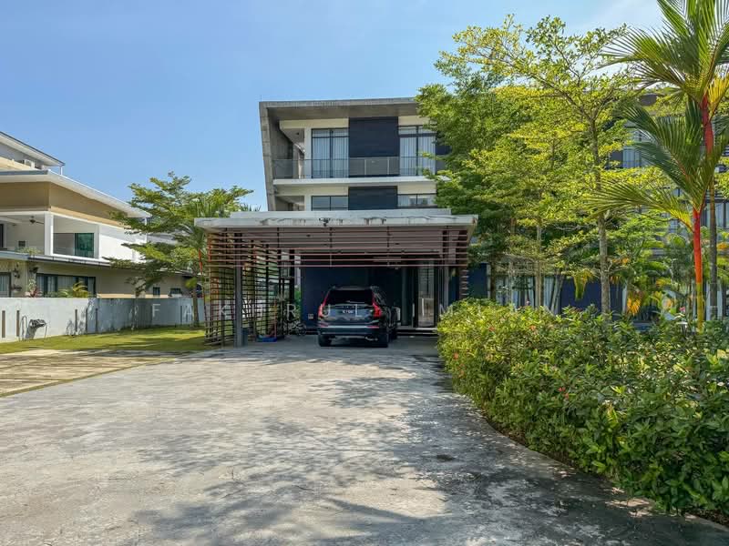 Bungalow for Sale in Taman Puncak Perdana (Shah Alam) - Fakhrul Imlan - Exterior - PropertyGuru.com.my