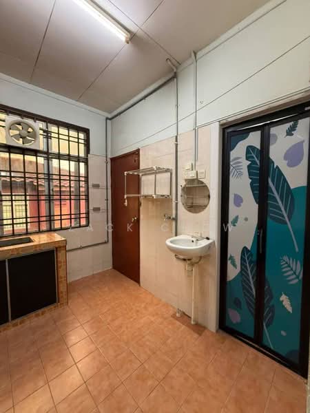 Rumah Teres 1 Tingkat untuk Dijual di Bandar Uda Utama (Johor Bahru) - Zack Chow - Kitchen - PropertyGuru.com.my