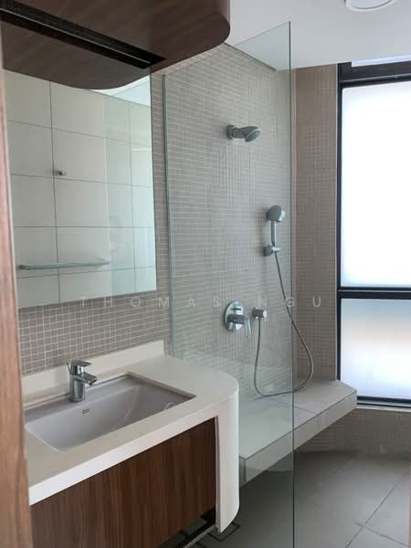 Kediaman Servis untuk Dijual di Aragreens - Thomas Ngu - Bathroom - PropertyGuru.com.my
