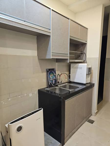 Kondominium untuk Dijual di Riana Green East - Yanny Siow - Kitchen - PropertyGuru.com.my