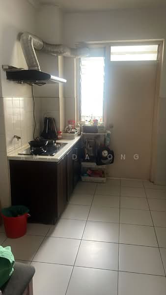 Condominium for Sale at The Tamarind - Amanda Ong - Kitchen - PropertyGuru.com.my
