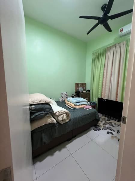 Condominium for Sale at The Tamarind - Amanda Ong - Bedroom - PropertyGuru.com.my