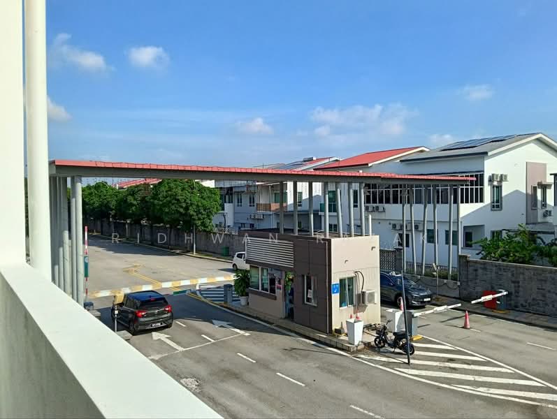 Rumah Berkembar untuk Dijual di Canary Garden (Klang) - Ridhwan Razak - Exterior - PropertyGuru.com.my
